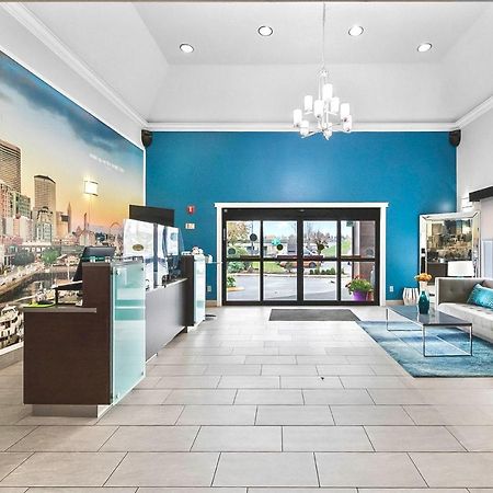 La Quinta Inn By Wyndham Everett Exteriér fotografie