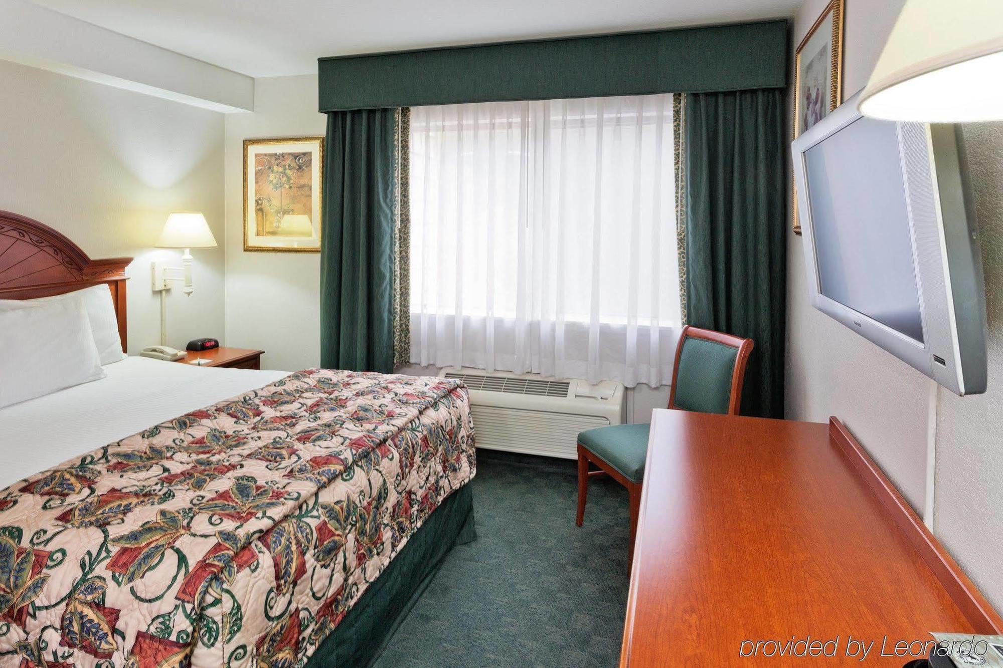 La Quinta Inn By Wyndham Everett Exteriér fotografie